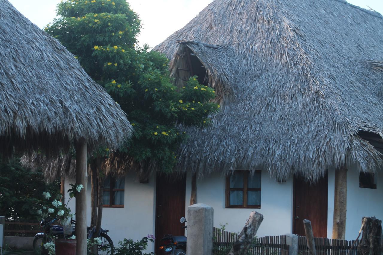 Wild Waves Surf-House Villa Popoyo Exterior photo